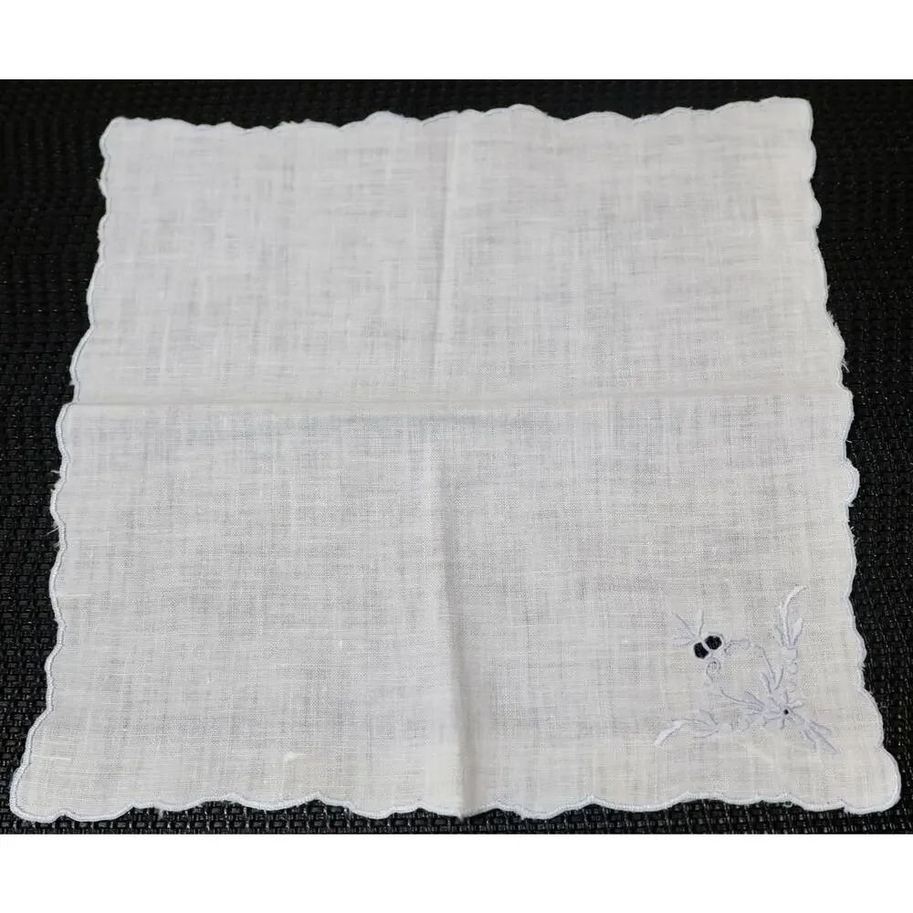 Vintage White Linen Napkins Scalloped Edge Blue Floral Embroidery 10 in Set of 4